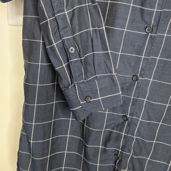 GAP Midnight Blue & White Longsleeve Semi Sheer Button Down Shirt Size M - Picture 4 of 8